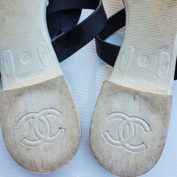 Chanel Black Camellia Jelly Thong Sandals Size 11 - Picture 9 of 13